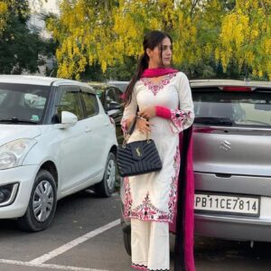 Women Embroidered Georgette Pakistani Kurta With Attached Dupatta (White)